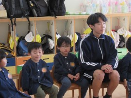 11/20(木)に中学校の生徒が体験に来ました